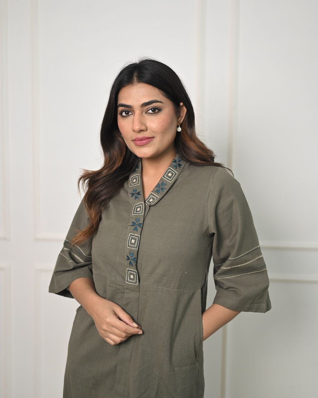 Bold Cotton Slub Co-Ord Set with Collar Embroidery (BWCS56)